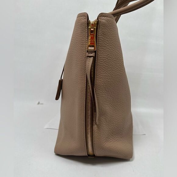 PRADA Vitello Daino Side Zip Shopper Tote Cammeo / Blush Pink - Picture 4 of 16